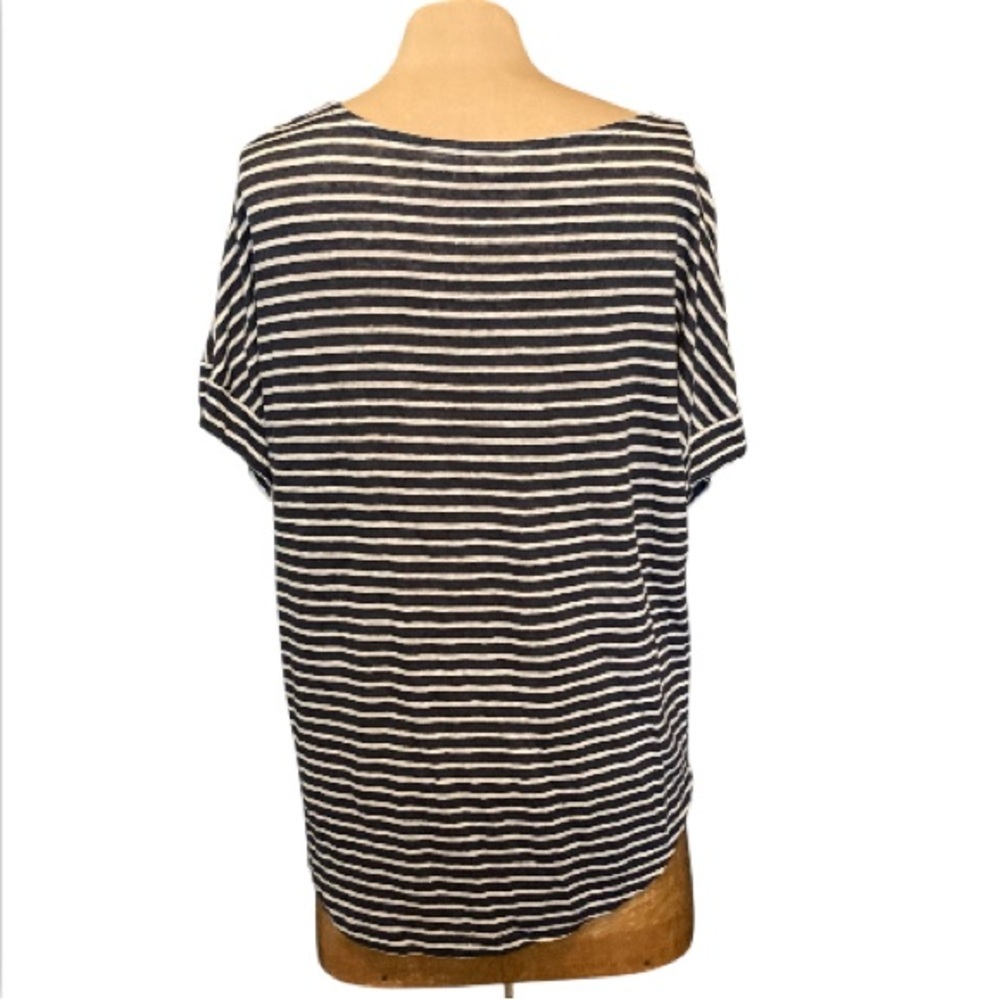 Christian Siriano 100% Linen Navy and White Striped Short Sleeve Top - Picture 6 of 6